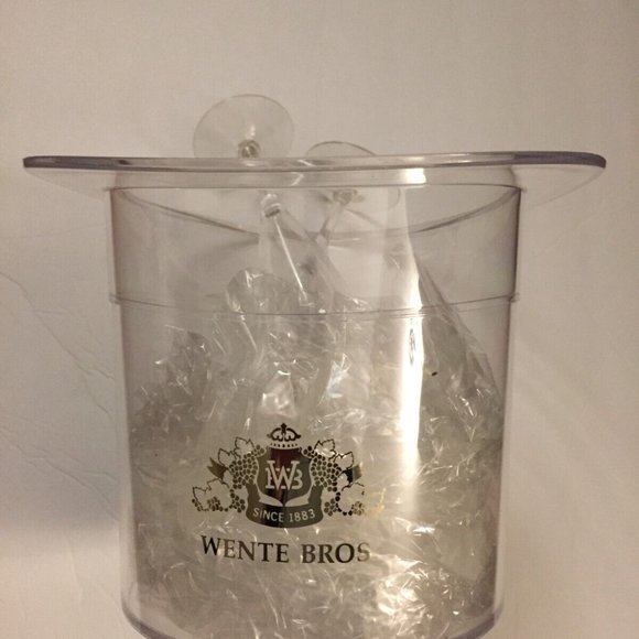 Wente Bros Plastic Top Hat Champagne Ice Holder with 2 Plastic Flutes - Picture 2 of 9